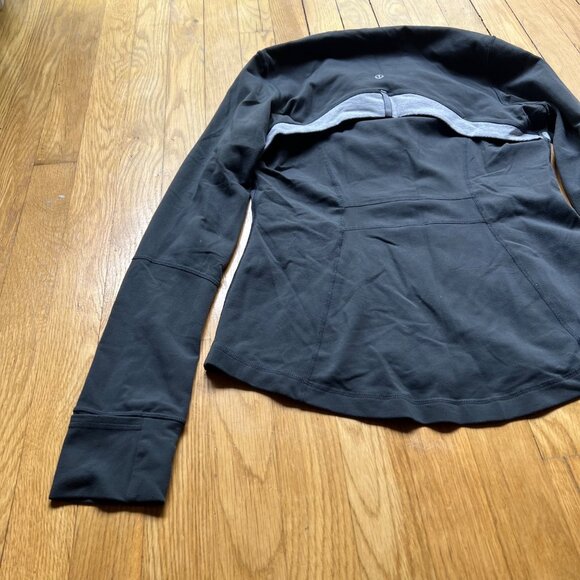 Lululemon Size 8 Black & Gray Long Sleeve Thumbholes Full Zip Luon Define Jacket - Picture 12 of 14